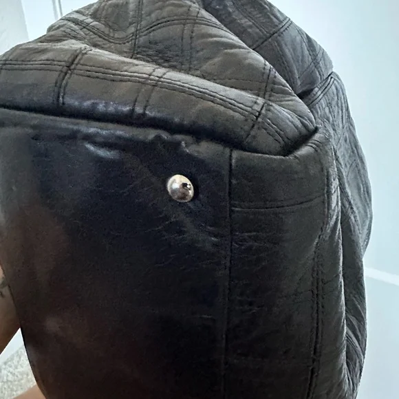 CHANEL LAX Shoulder Bag - Picture 14 of 14